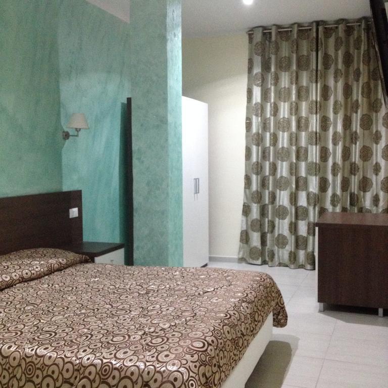 Tiburtina Guesthouse Rom Exterior foto