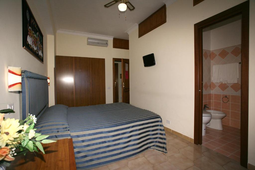 Tiburtina Guesthouse Rom Exterior foto